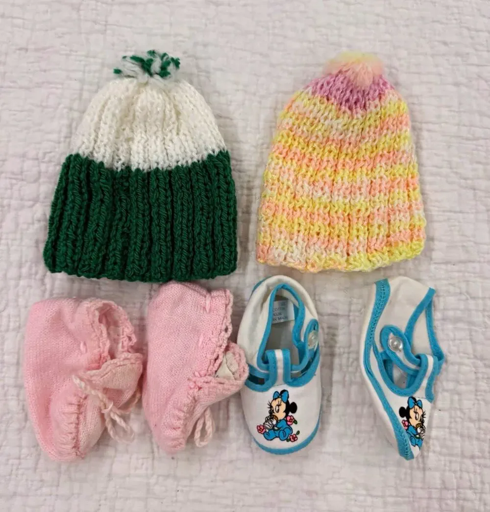 Vintage Newborn baby girl bundle 2 booties and 2 beanies